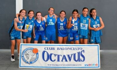 Imágen entrega de Trofeos TORNEO 3X3 FIESTAS DE SAN LAMBERTO.<br />Fotografía: CB OCTAVUS